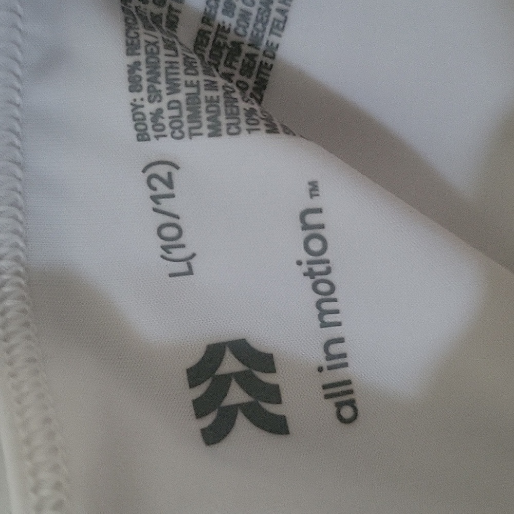 3/$12 Super cute pleated swimsuit Bityom all in motion size 10/12 - Picture 4 of 7